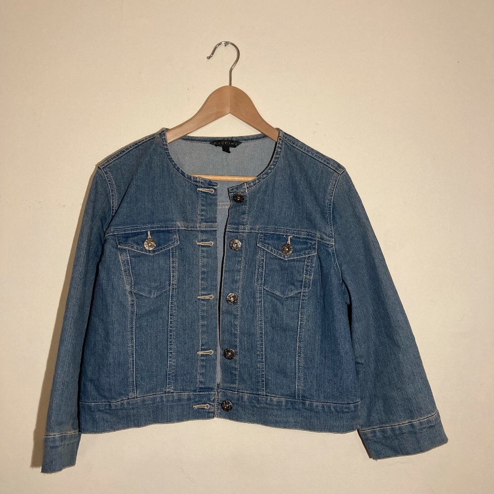 UNIQUE Round Collar Cropped Denim Jacket